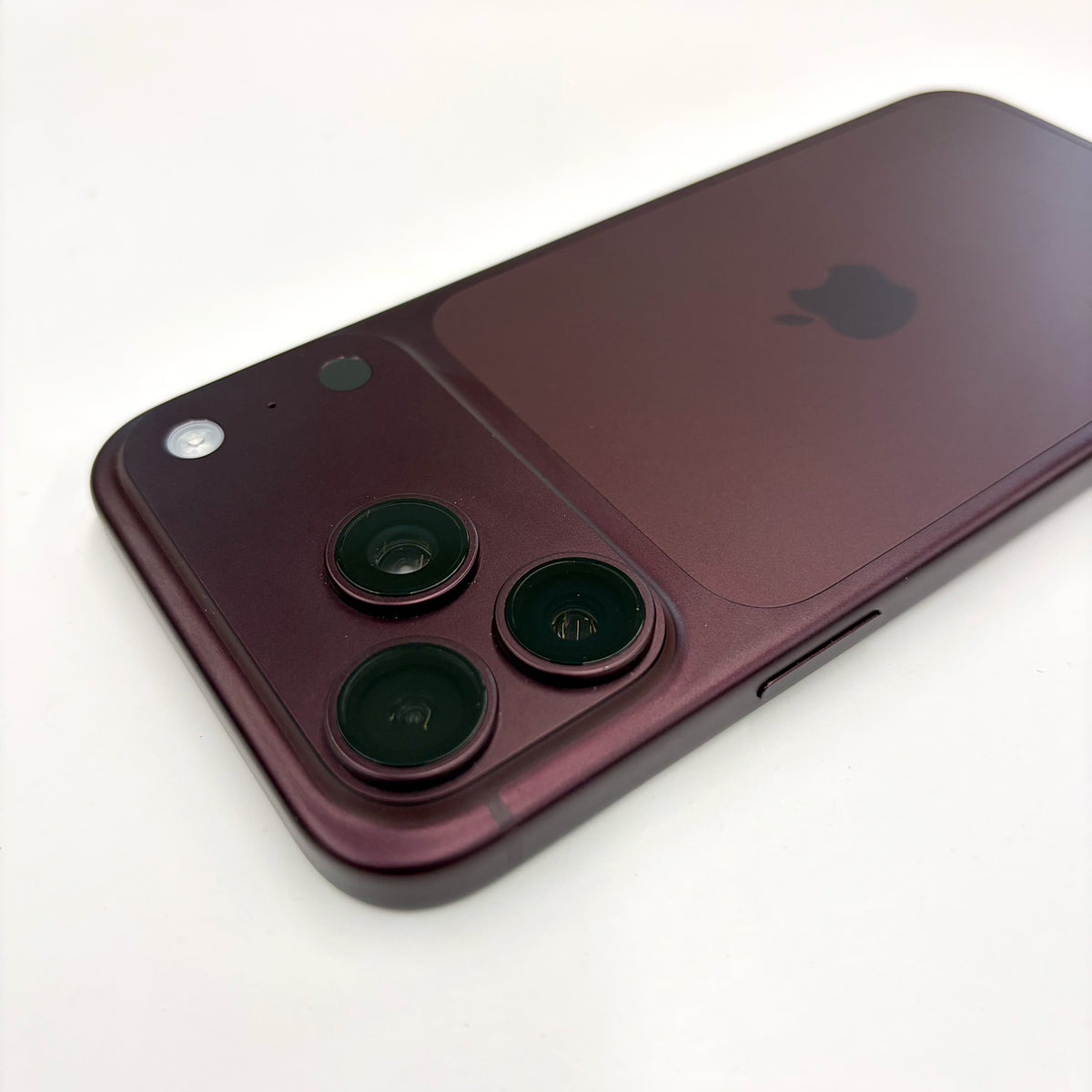 iPhone 18 Pro Max 512GB Burgundy 100% Battery (A Grade)  T8926