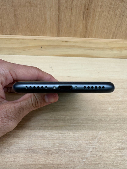 iPhone 8 - trade.com.au