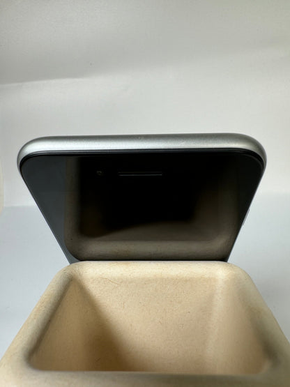 iPhone 8 - trade.com.au