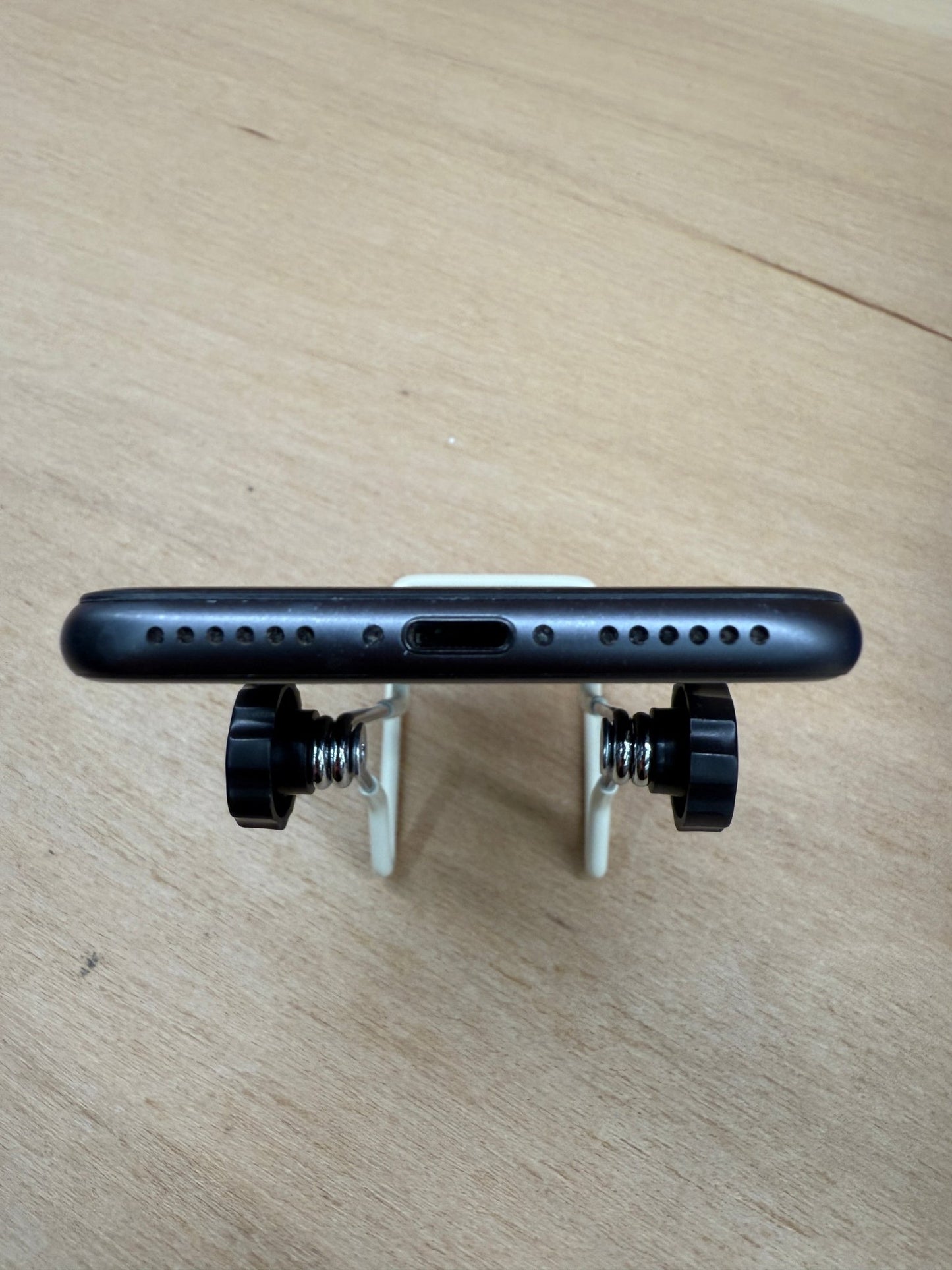 iPhone 8 - trade.com.au