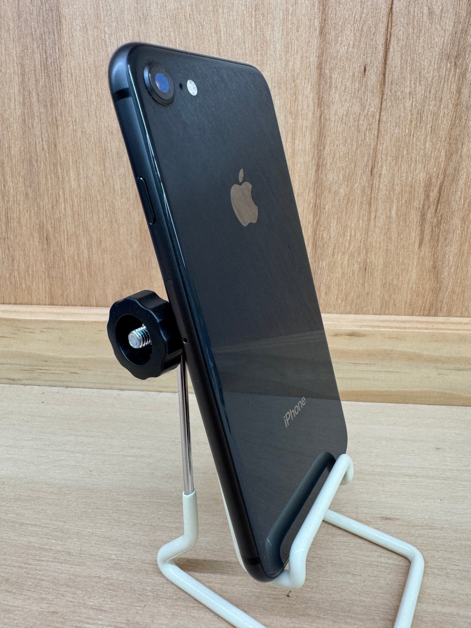 iPhone 8 - trade.com.au