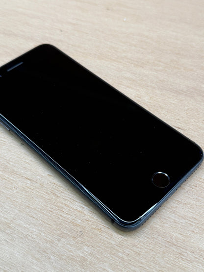 iPhone 8 Plus - trade.com.au