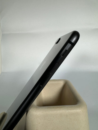 iPhone 8 Plus - trade.com.au