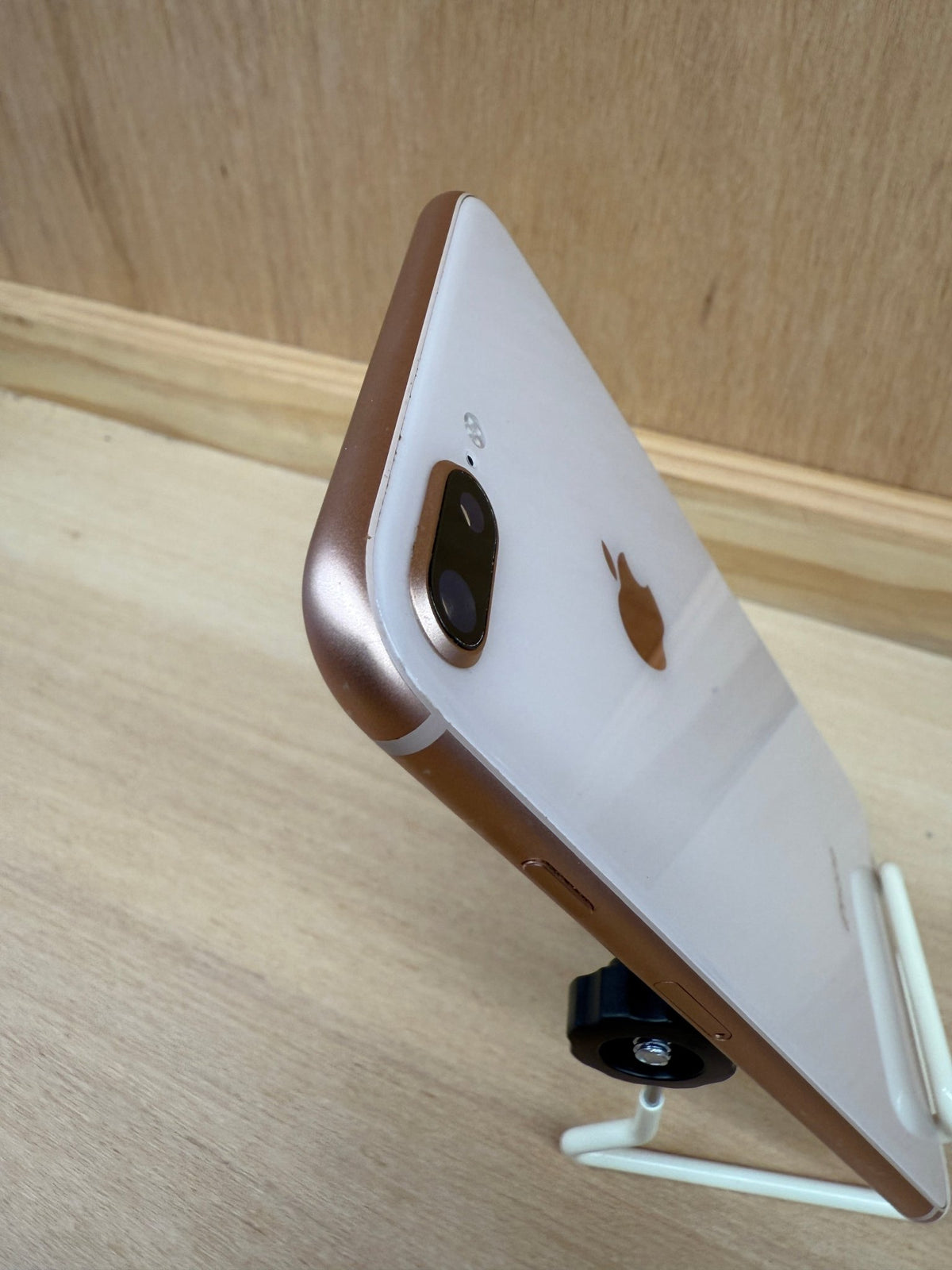 iPhone 8 Plus - trade.com.au