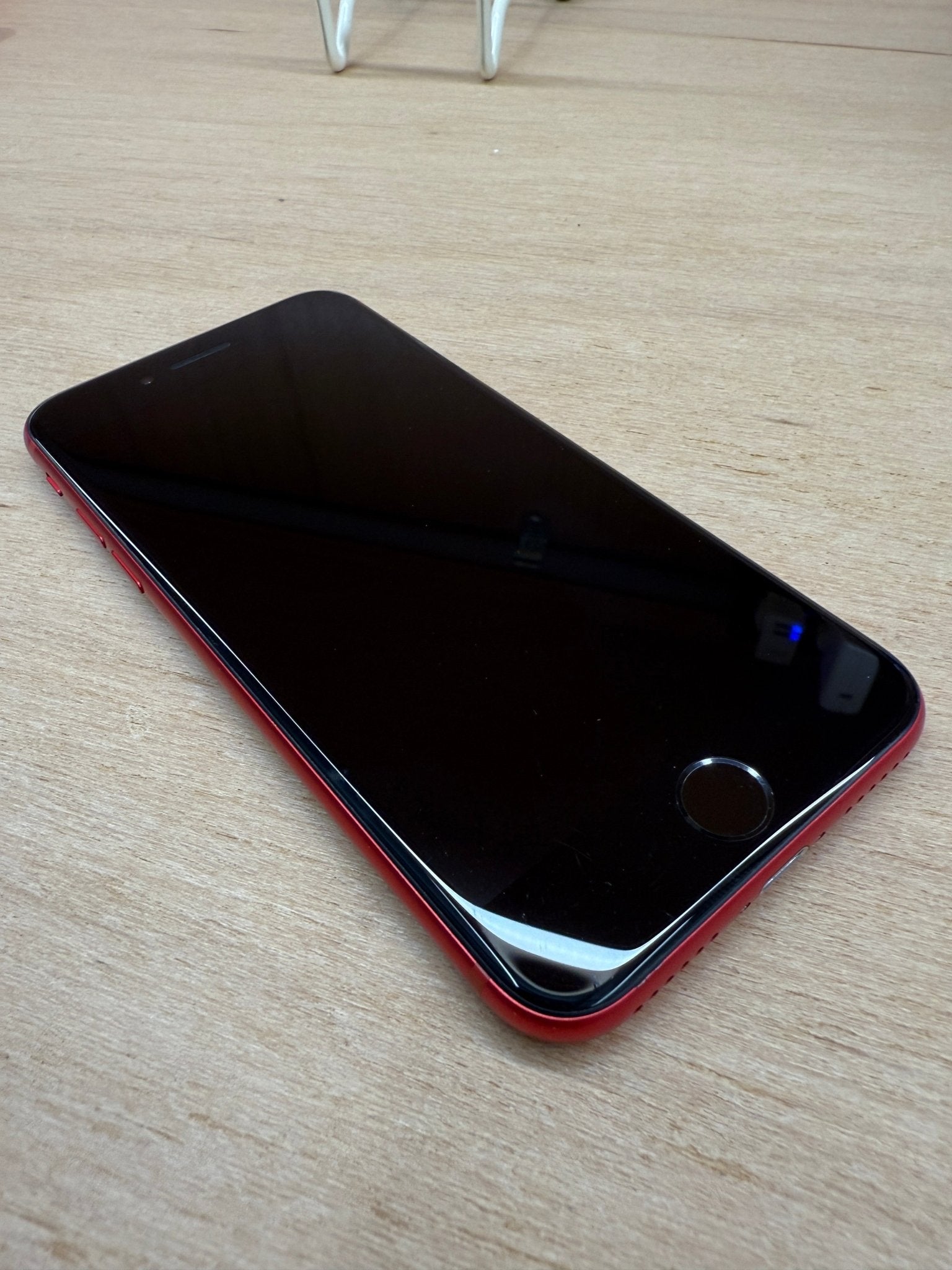 iPhone SE 2nd Gen - trade.com.au