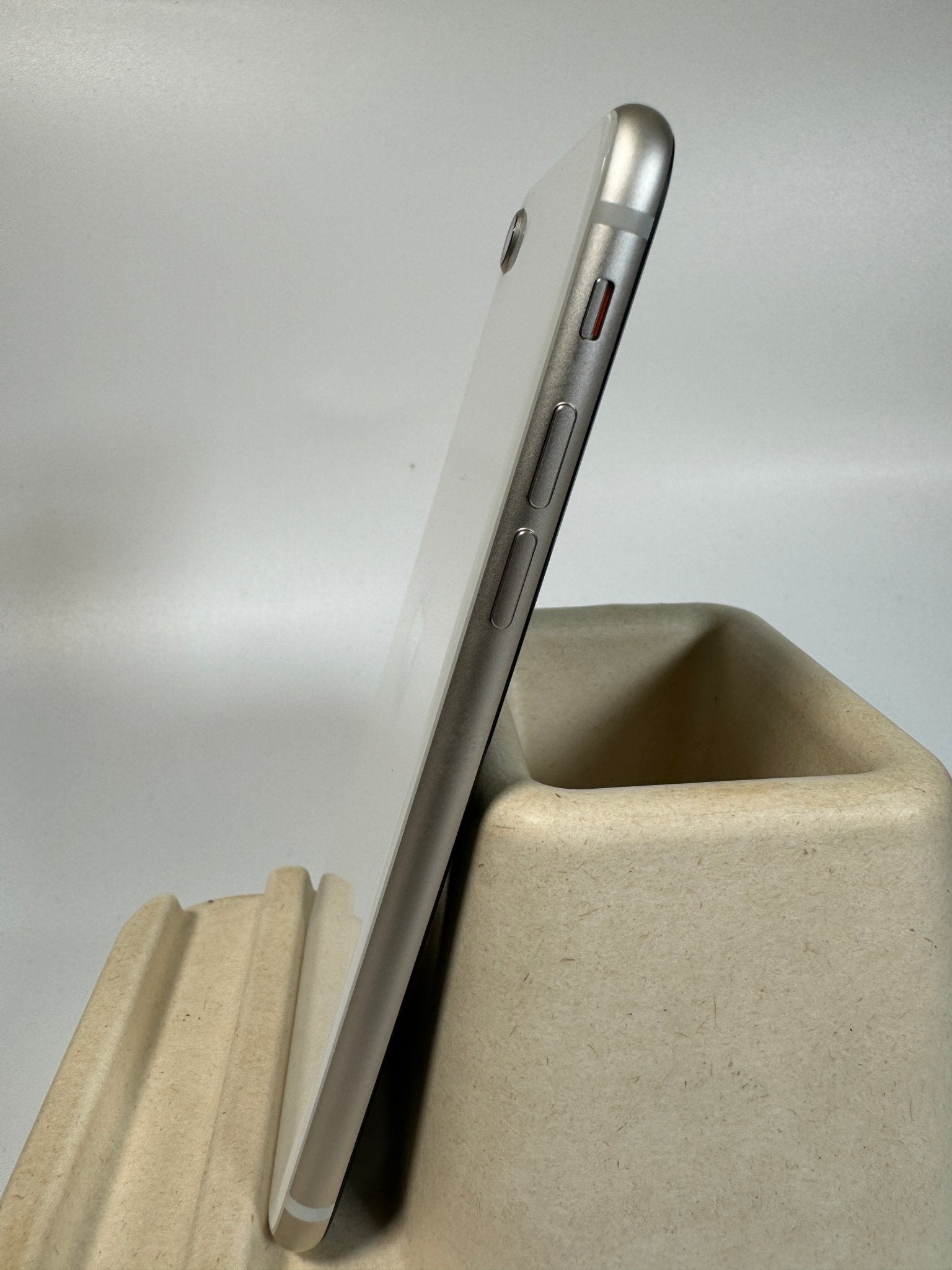 iPhone SE 3rd Gen - trade.com.au