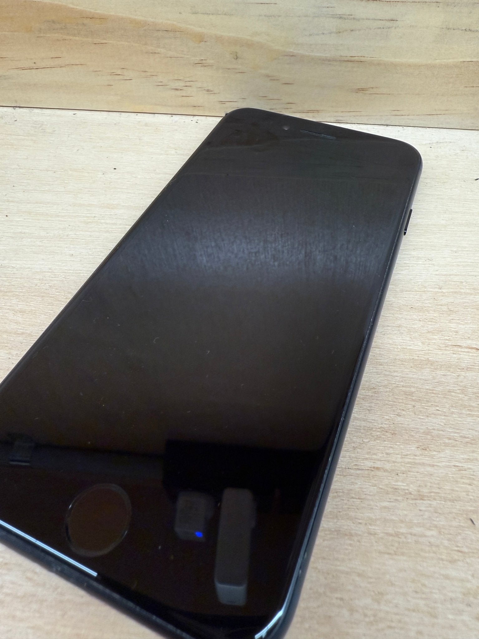 iPhone SE 3rd Gen - trade.com.au