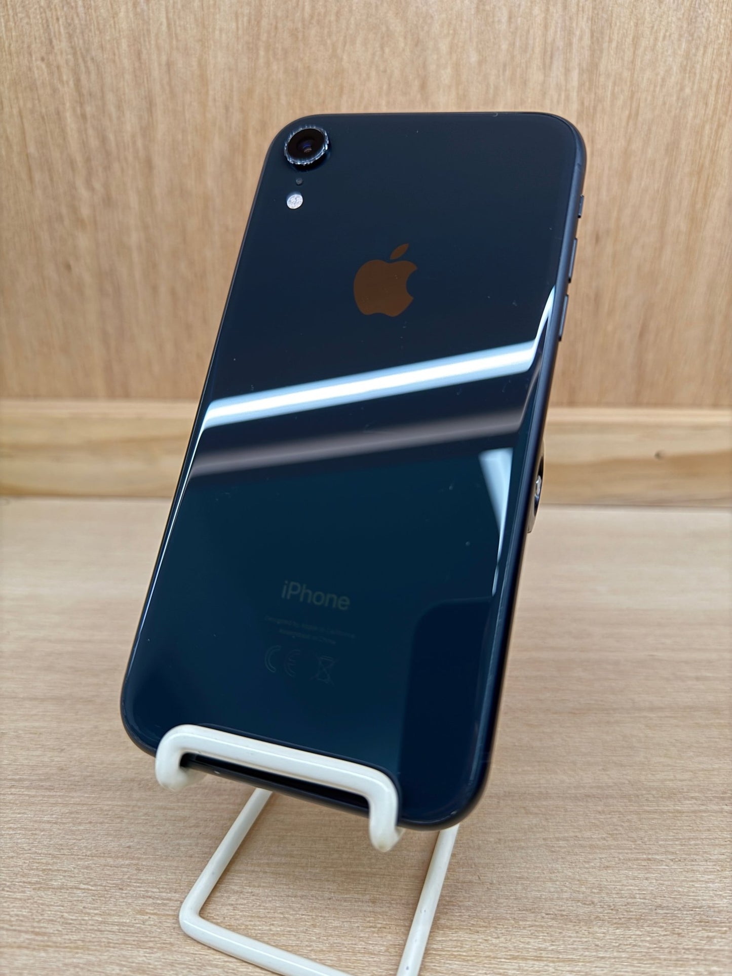 iPhone XR - trade.com.au