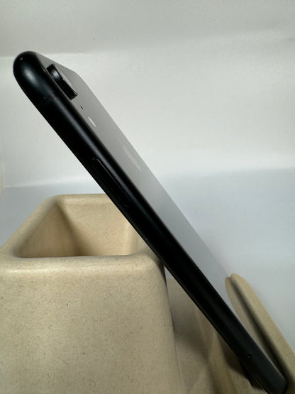 iPhone XR - trade.com.au