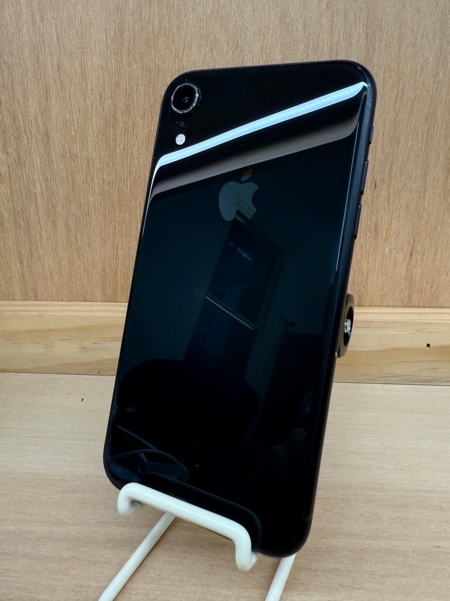 iPhone XR - trade.com.au