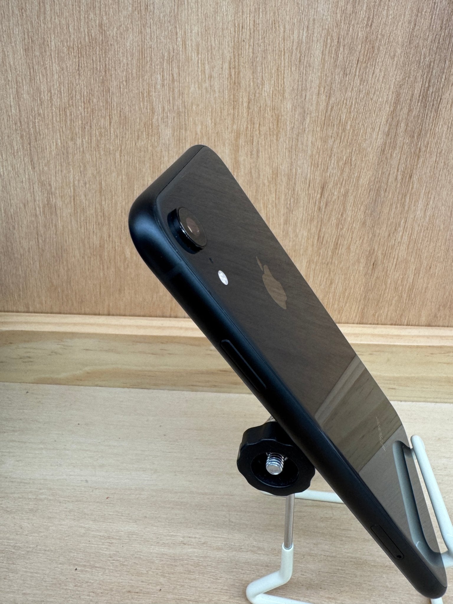 iPhone XR - trade.com.au