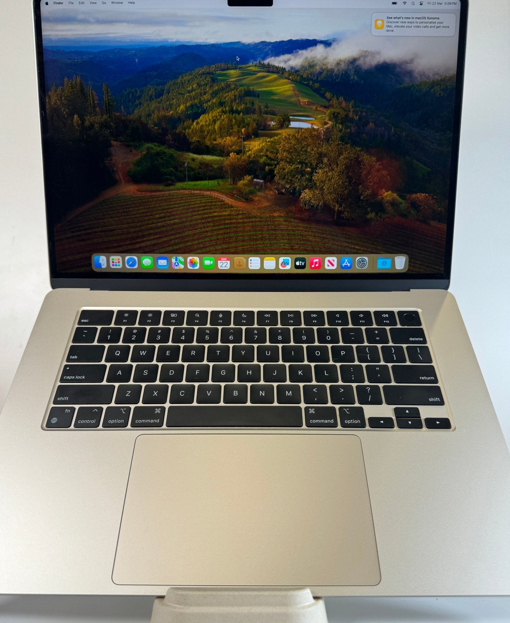 MacBook Air M2 15" A2941 - trade.com.au