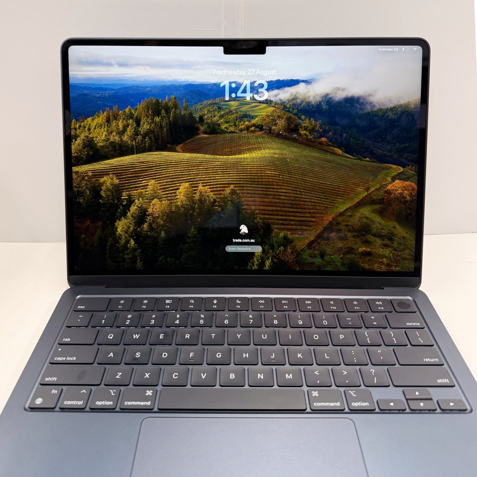 MacBook Air M3 13" (A3113) 256GB Midnight 2024 T8066 - trade.com.au