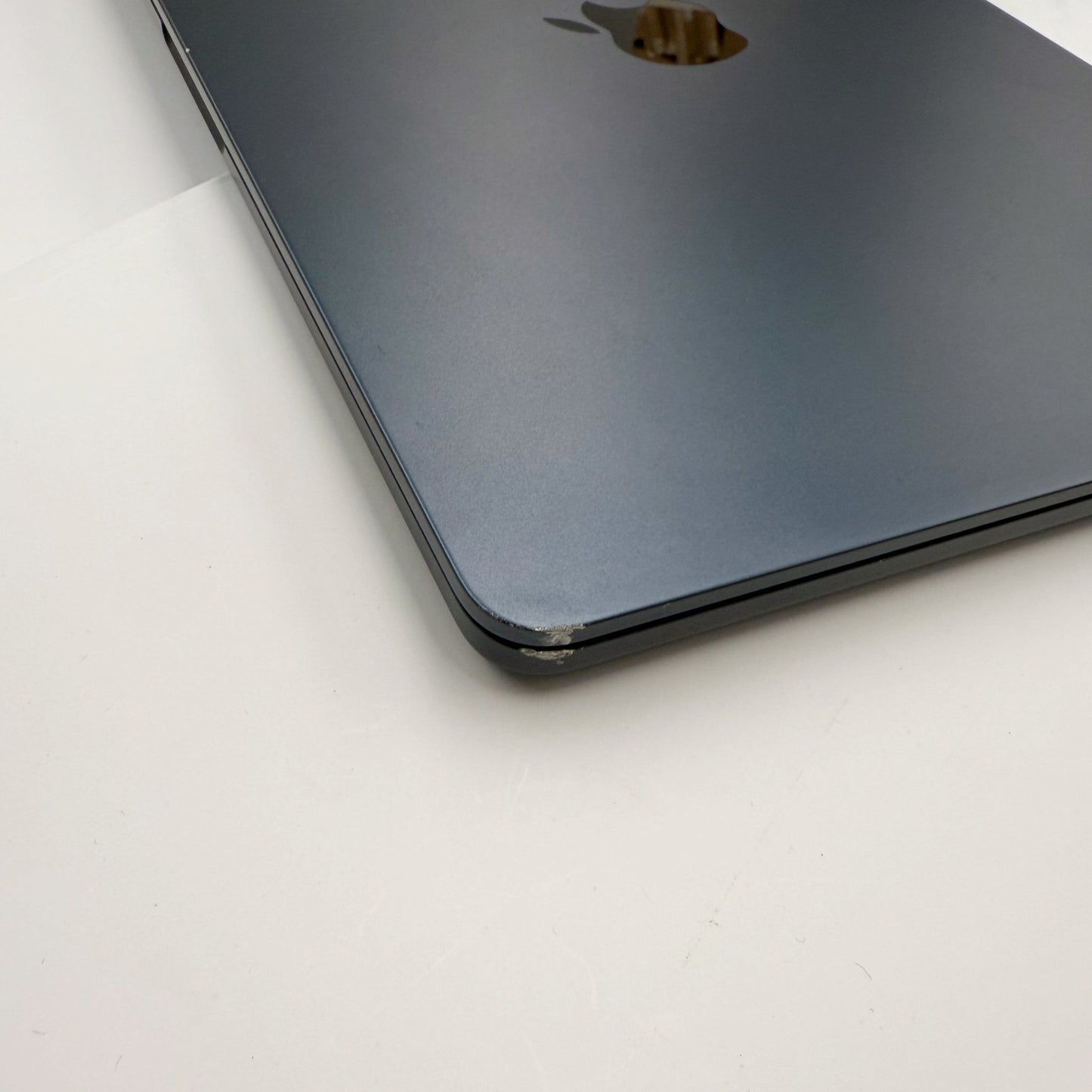 MacBook Air M3 13" (A3113) 256GB Midnight 2024 T8066 - trade.com.au