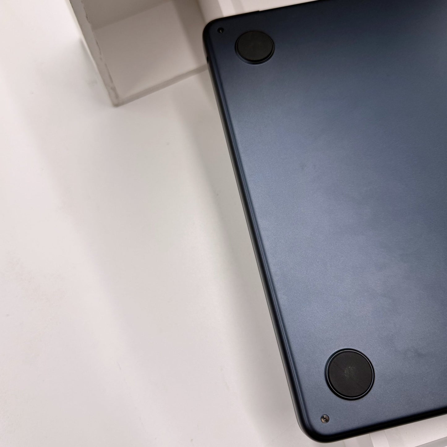 MacBook Air M3 13" (A3113) 256GB Midnight 2024 T8070 - trade.com.au