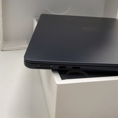 MacBook Air M3 13" (A3113) 256GB Midnight 2024 T8070 - trade.com.au