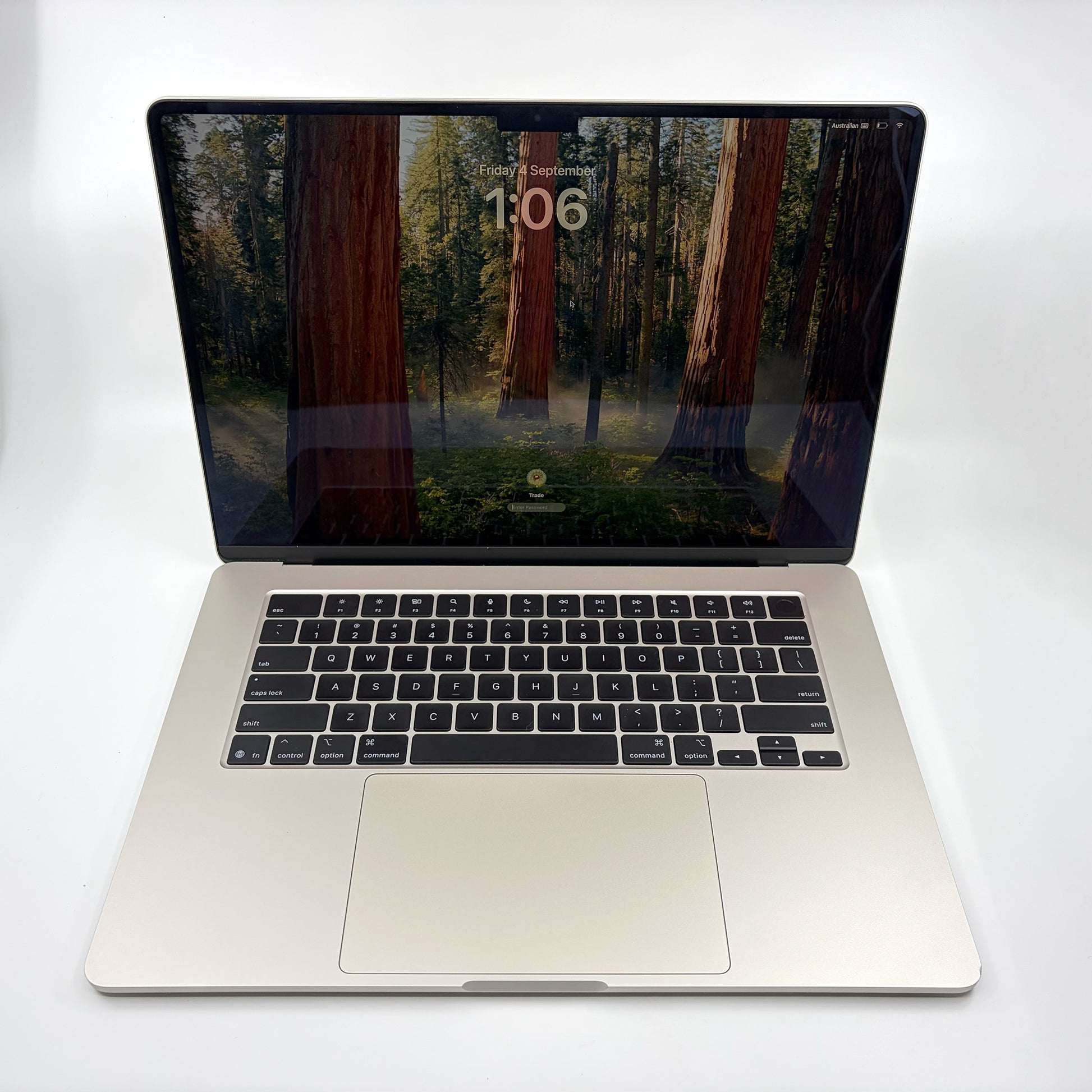MacBook Air M4 15" (A3241) 512GB 24GB RAM Starlight A Grade T8887