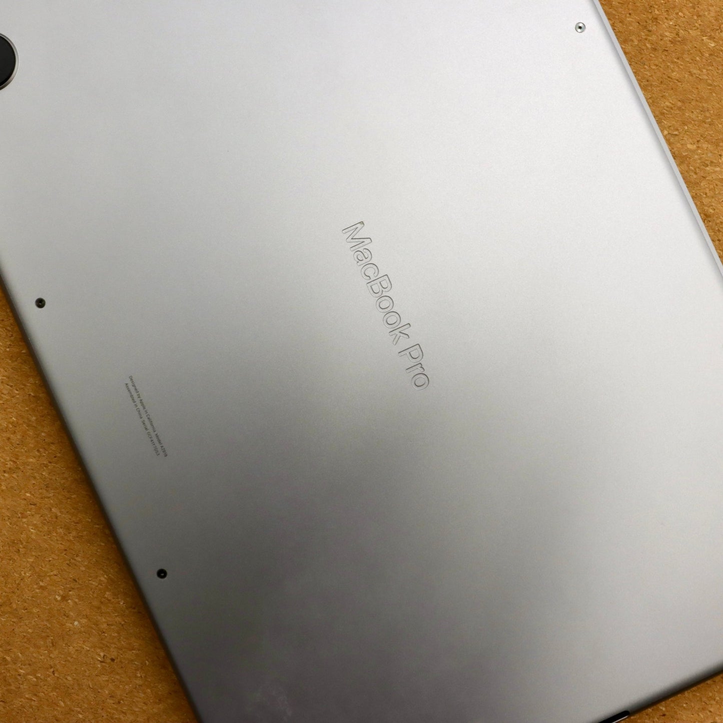 MacBook Pro 14" - trade.com.au