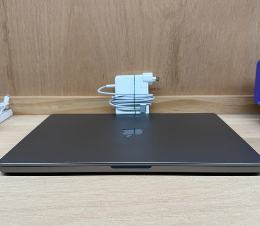 MacBook Pro M1 16" A2485 - trade.com.au