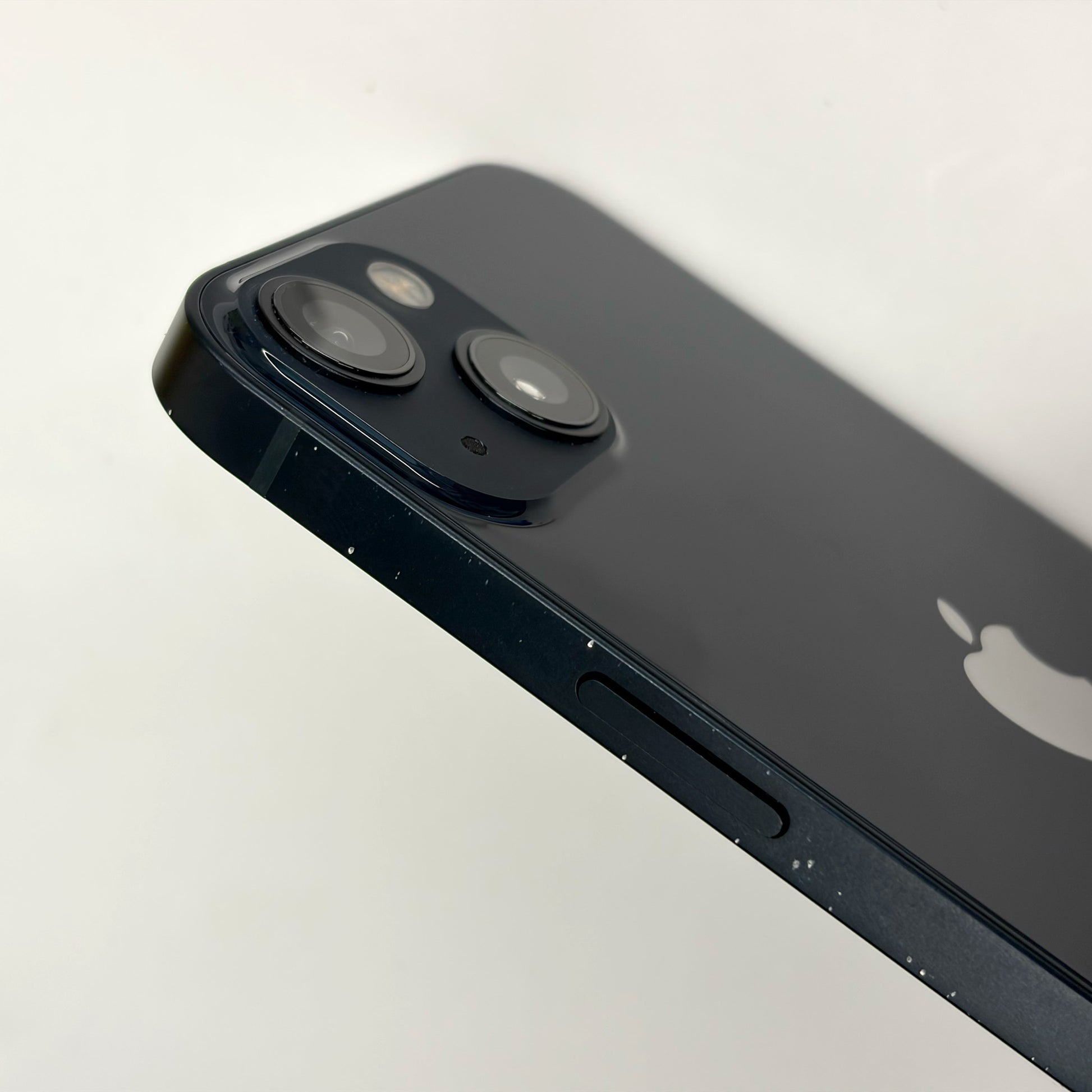 iPhone 13 256GB Midnight B Grade 100% Battery T8646