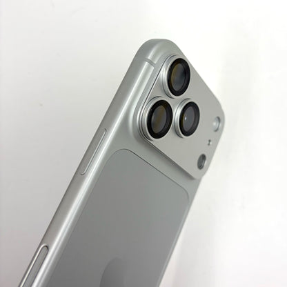iPhone 18 Pro Silver 256GB 100% Battery (A Grade) T8933