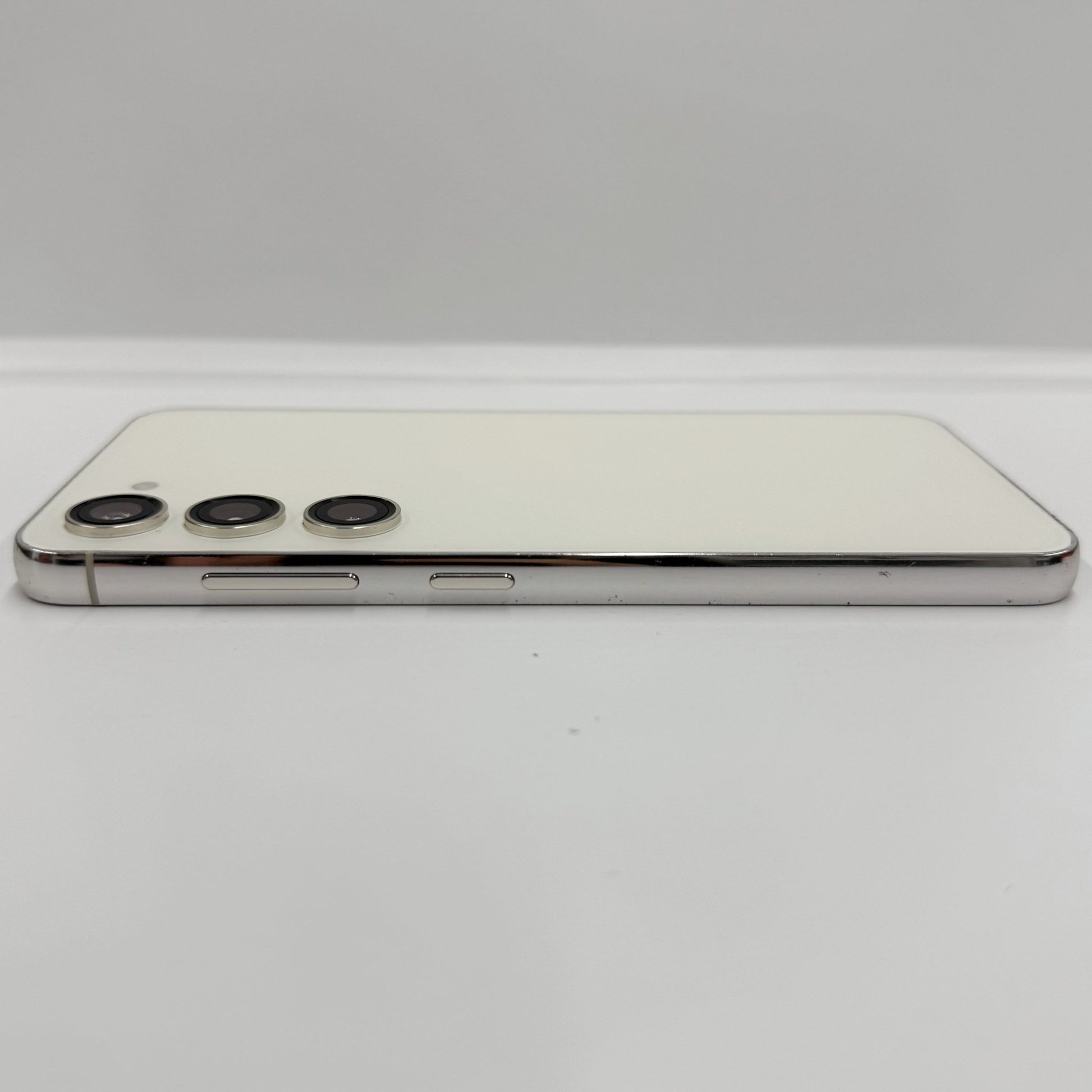 Samsung Galaxy S23 128GB Cream T8078 - trade.com.au