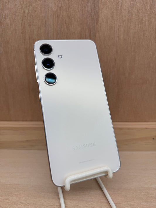 Samsung Galaxy S24 - trade.com.au
