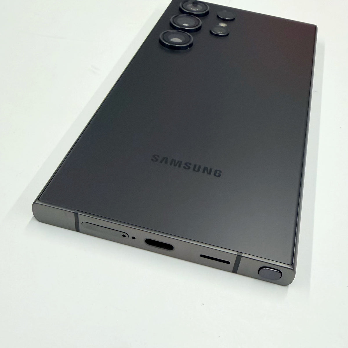 Samsung Galaxy S24 Ultra 256GB Titanium Black (A Grade) 91% Battery T8974