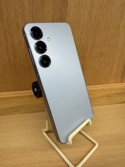 Samsung Galaxy S25 - trade.com.au
